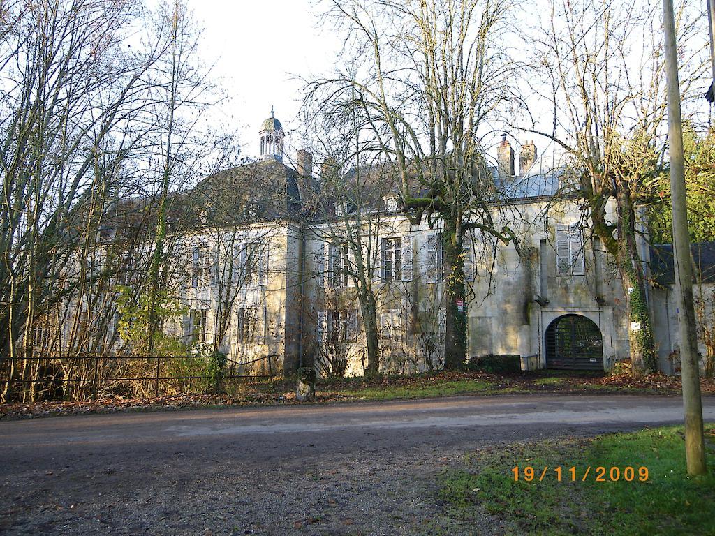 La Petite Varenne Turny Kültér fotó